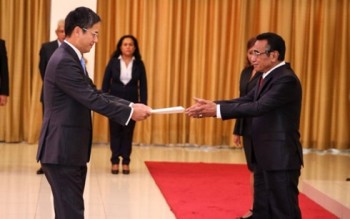 Đại sứ Phạm Vinh Quang trình Quốc thư lên Tổng thống Timor Leste