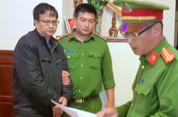 Cựu phó giám đốc phòng giao dịch ngân hàng ở Lâm Đồng bị bắt