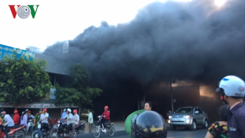 Hỏa hoạn thiêu rụi cửa hàng bảo hành xe gắn máy ở Tiền Giang