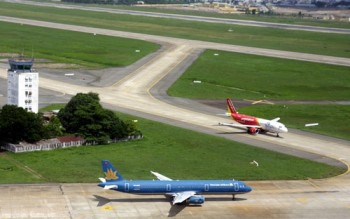 Bộ trưởng Giao thông: Không thay đổi quy định về giá vé máy bay