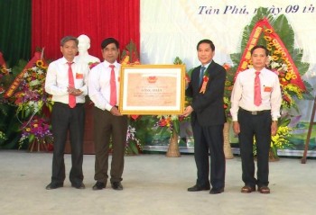 Xã Tân Phú đón nhận chuẩn nông thôn mới