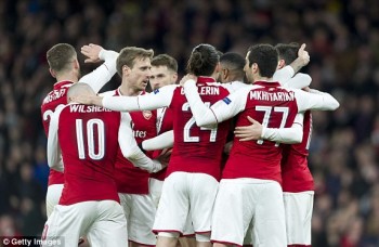 Thắng tưng bừng, Arsenal đặt một chân vào bán kết Europa League
