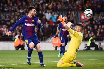 Messi lập hattrick, Barcelona tiến gần ngôi vô địch La Liga