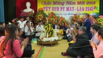Thái Nguyên: Tổ chức đón Tết cổ truyền cho sinh viên Lào