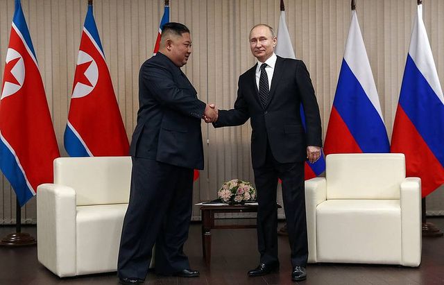 Ông Kim Jong-un chỉ trích Mỹ "hai mặt" tại thượng đỉnh ở Hà Nội