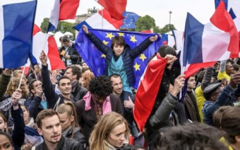 Châu Âu trút bỏ được gánh nặng sau cuộc bầu cử Pháp