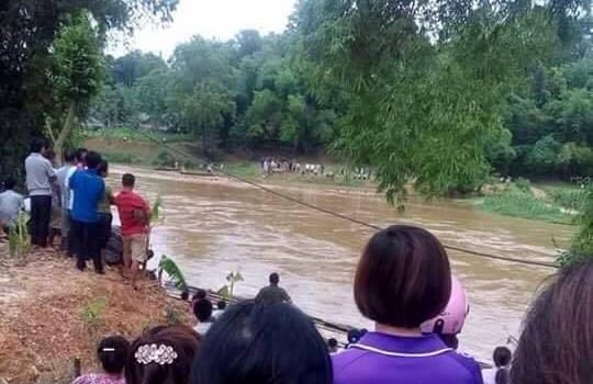 Lật thuyền ở Tuyên Quang, một học sinh mất tích