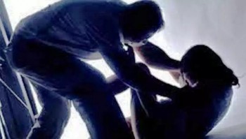 Bắt giam tổ trưởng dân phố nghi hiếp dâm bé gái 13 tuổi nhiều lần