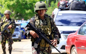 Phiến quân có liên hệ với IS giữ con tin trong nhà thờ Philippines