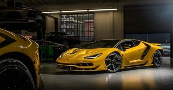Lamborghini triệu hồi Centenario vì sai nhãn trọng lượng