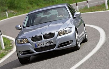 Gần 312.000 xe BMW phải triệu hồi tại Anh