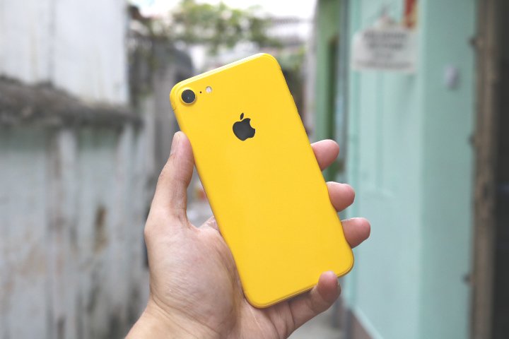iPhone 2018 sặc sỡ với “áo mới” xanh, vàng, hồng nổi bật