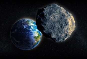NASA: Thiên thạch kích cỡ khổng lồ bay sượt qua Trái Đất