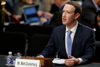 CEO Facebook Zuckerberg đồng ý điều trần trước Nghị viện châu Âu