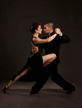 Cặp đôi vũ công tango nổi tiếng Argentina sẽ biểu diễn tại Hà Nội