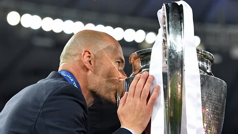 real vo dich champions league zidane viet su theo cach don gian nhat