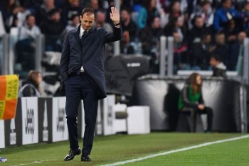 Vắng C.Ronaldo, Juventus thua sốc trong ngày chia tay HLV Allegri