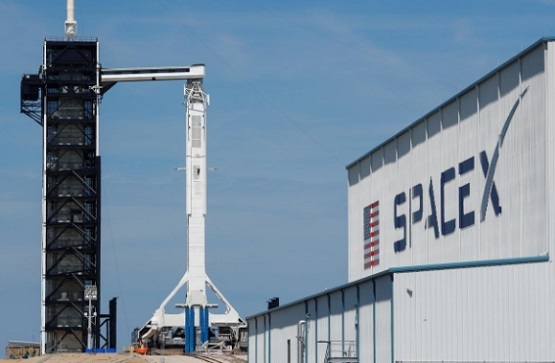 SpaceX phóng 60 vệ tinh, tham vọng phủ sóng internet toàn cầu