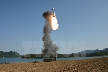 Quân đội Hàn Quốc: Tên lửa Triều Tiên đã bay khoảng 200 km