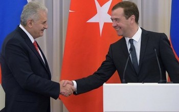Nga và Thổ Nhĩ Kỳ thúc đẩy các dự án năng lượng chung