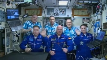 Ba phi hành gia đặt chân lên Trạm Vũ trụ Quốc tế