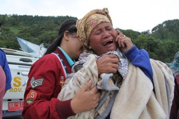 Thảm kịch chìm thuyền tại Indonesia: Số người mất tích tăng lên 180