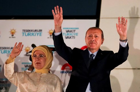 Bầu cử Thổ Nhĩ Kỳ: Ông Erdogan trở thành Tổng thống “siêu quyền lực”