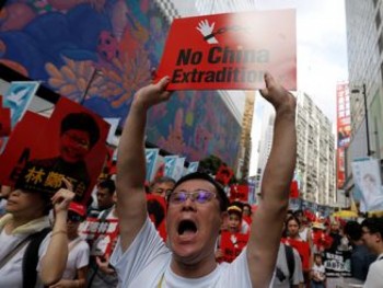Báo Trung Quốc cáo buộc “các thế lực nước ngoài” đang gây bất ổn tại Hong Kong