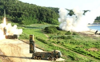 Nga-Trung đề xuất Mỹ-Hàn dừng tập trận trên bán đảo Triều Tiên