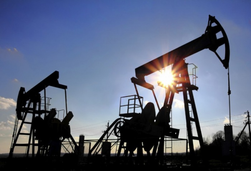 Bao giờ thị trường dầu mỏ mới tái cân bằng?