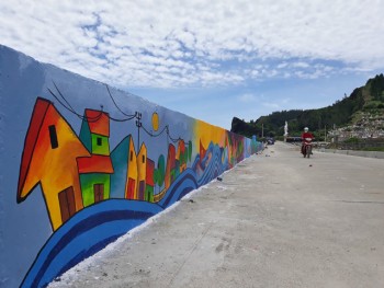 Quảng Ngãi: Lý Sơn có tuyến đường bích họa ven biển