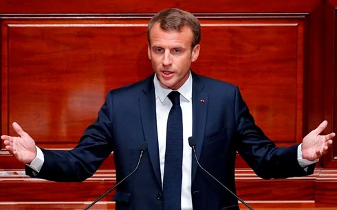 Tổng thống Pháp kêu gọi các Nghị sĩ ủng hộ cải cách triệt để đất nước