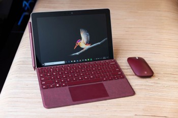 Microsoft lần đầu trình làng máy tính bảng Surface cỡ nhỏ, giá rẻ