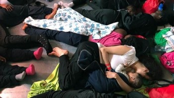 Áo từ chối tiếp nhận người di cư mới cập bến Italia