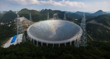 Trung Quốc không tìm được người vận hành kính thiên văn khổng lồ