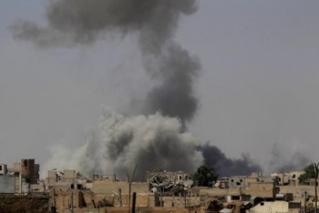 Mỹ không kích Raqqa khiến 42 dân thường Syria thiệt mạng