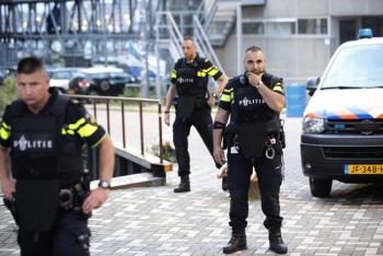 Hà Lan hủy buổi biểu diễn nhạc rock vì đe dọa khủng bố