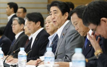 Thủ tướng Nhật Bản Shinzo Abe kêu gọi tăng cường năng lực quốc phòng
