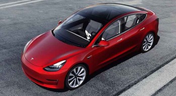 Sau 2 năm ra mắt lấy tiếng, Tesla mới đủng đỉnh sản xuất mẫu Model 3 giá rẻ