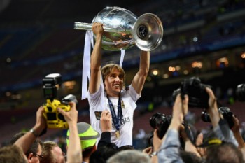 Modric: Người tạo ra bước ngoặt trong kỷ nguyên Ronado - Messi