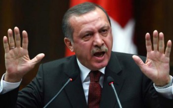 Thổ Nhĩ Kỳ lại đuổi việc hơn 10.000 công chức