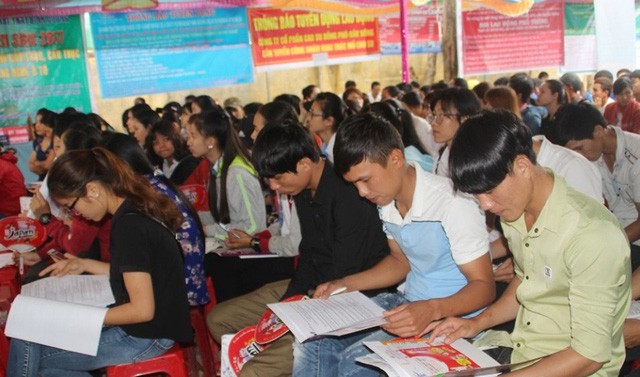 Giáo dục đại học Việt Nam đáp ứng như thế nào với vấn đề thất nghiệp?