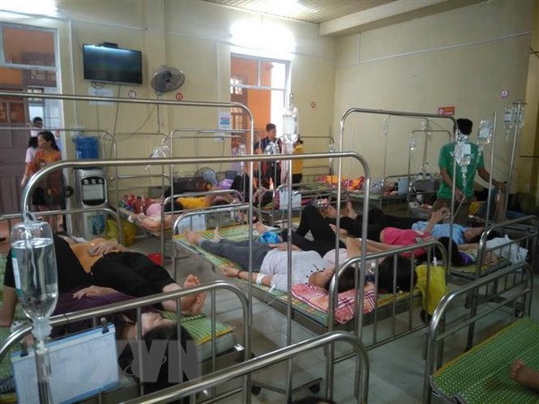 Lai Châu: 42 người nhập viện nghi ngộ độc do ăn thịt trâu
