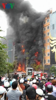 Khởi tố vụ án cháy quán karaoke ở Trần Thái Tông làm 13 người chết