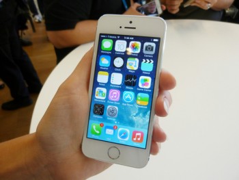 iPhone 5S vẫn "đắt như tôm tươi" dù iPhone 6 xuống chỉ còn 5 triệu đồng