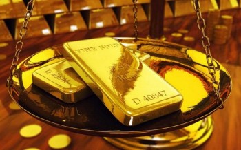 Giá vàng SJC giảm nhẹ khi vàng thế giới hồi phục