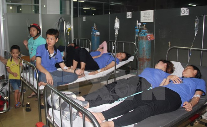 Bình Phước: Hơn 120 công nhân nhập viện sau khi ăn bún thịt heo