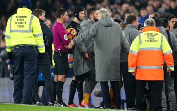 Tiêu điểm thể thao: Wenger đổ lỗi trọng tài sau thất bại của Arsenal