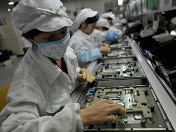 Đối tác của Apple tại Trung Quốc từ chối sản xuất iPhone tại Mỹ