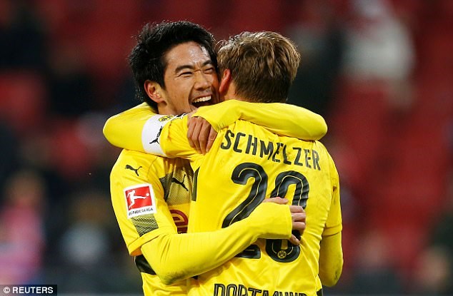 Dortmund giành chiến thắng đầu sau chuỗi 8 trận "siêu tồi tệ"